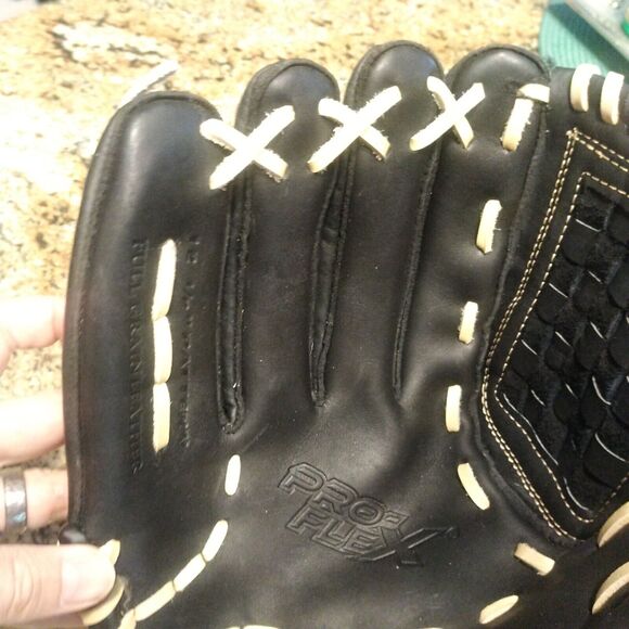 Franklin Pro Flex 4113L 12.5" Hybrid Series Baseball Glove Black Left Handed - Picture 4 of 11